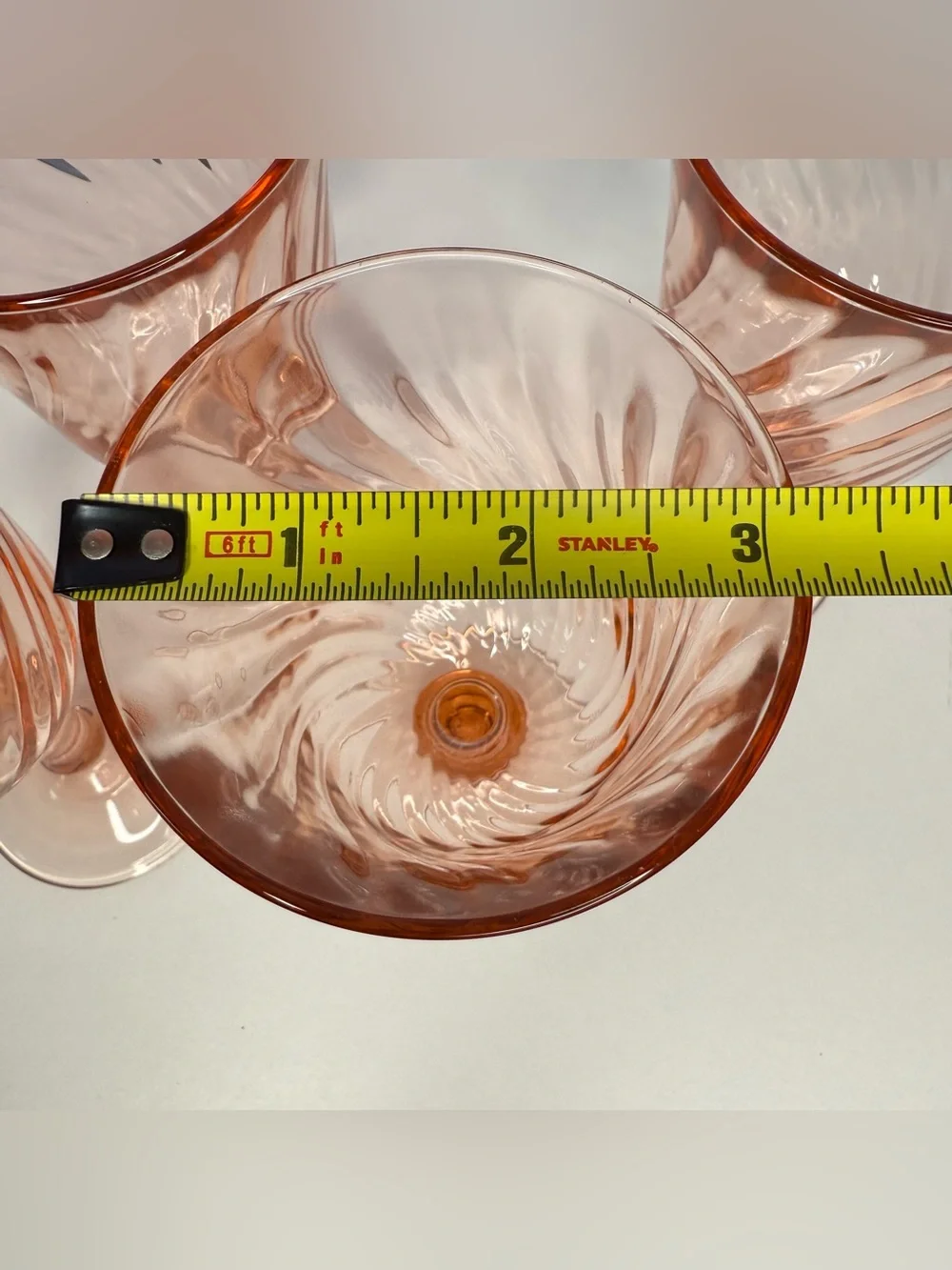 Set of 4 Arcoroc France Rosaline Pink Swirl Wine Water Goblets Stemmed Luminarc